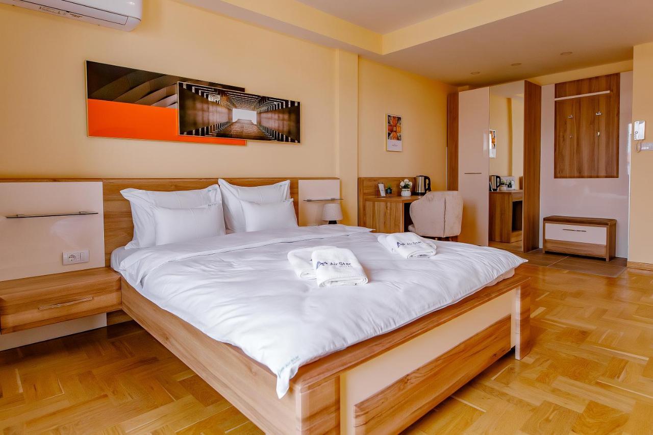 Hotel Airstar Surčin Exterior foto